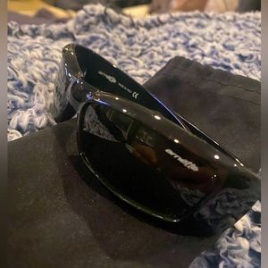 Arnette black sunglasses!